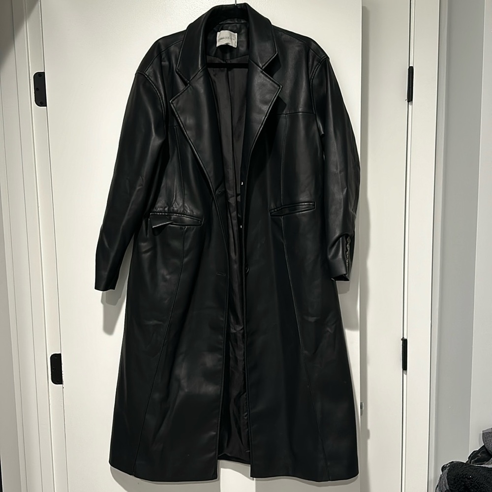 Women’s oversized leather trench coat size small s
